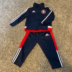 Adidas kid’s sweatsuit size 18 months